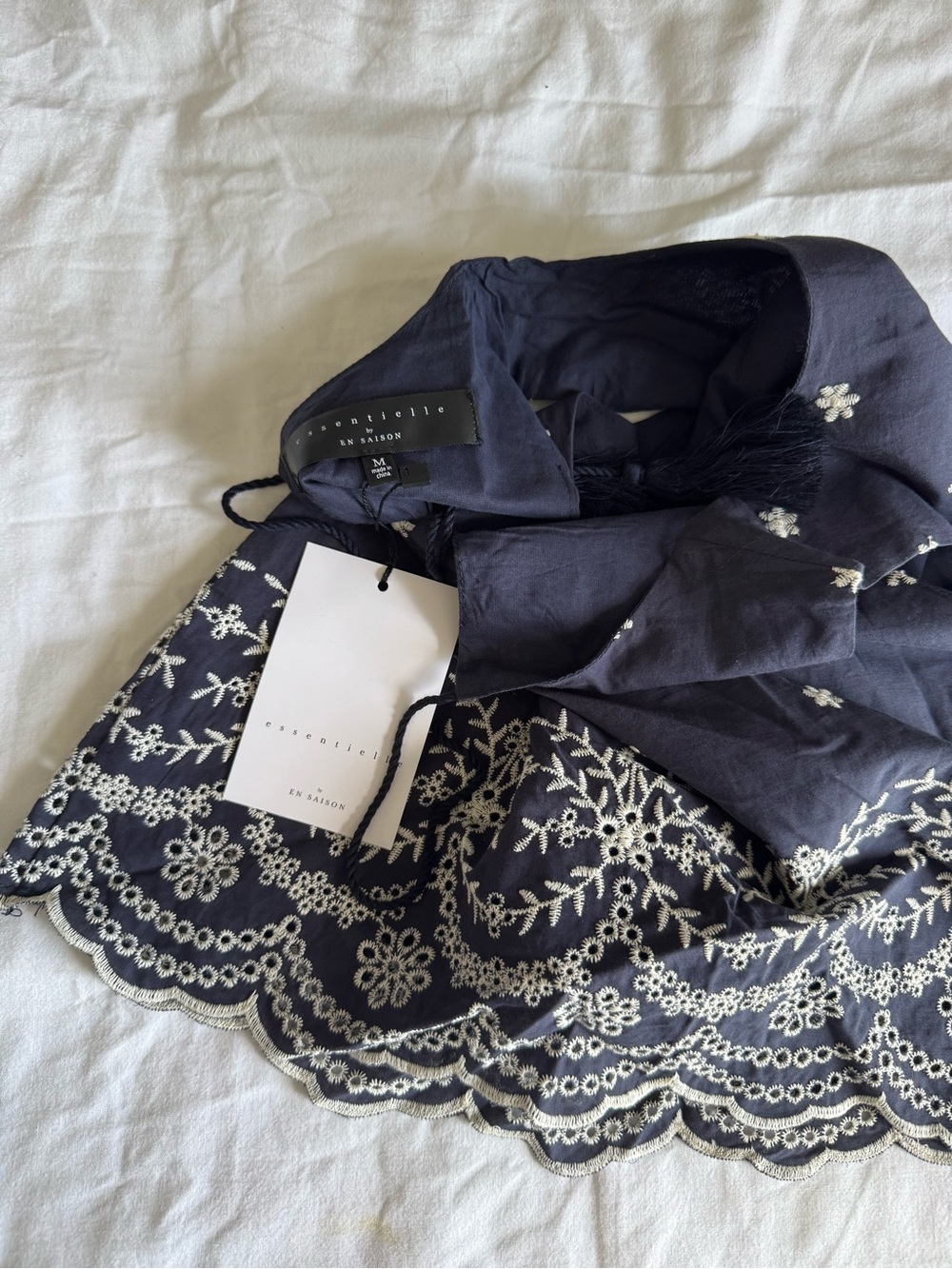 En Saison Nara Dark navy blue embroidered skirt & top set medium scallop hem NWT - Picture 14 of 16